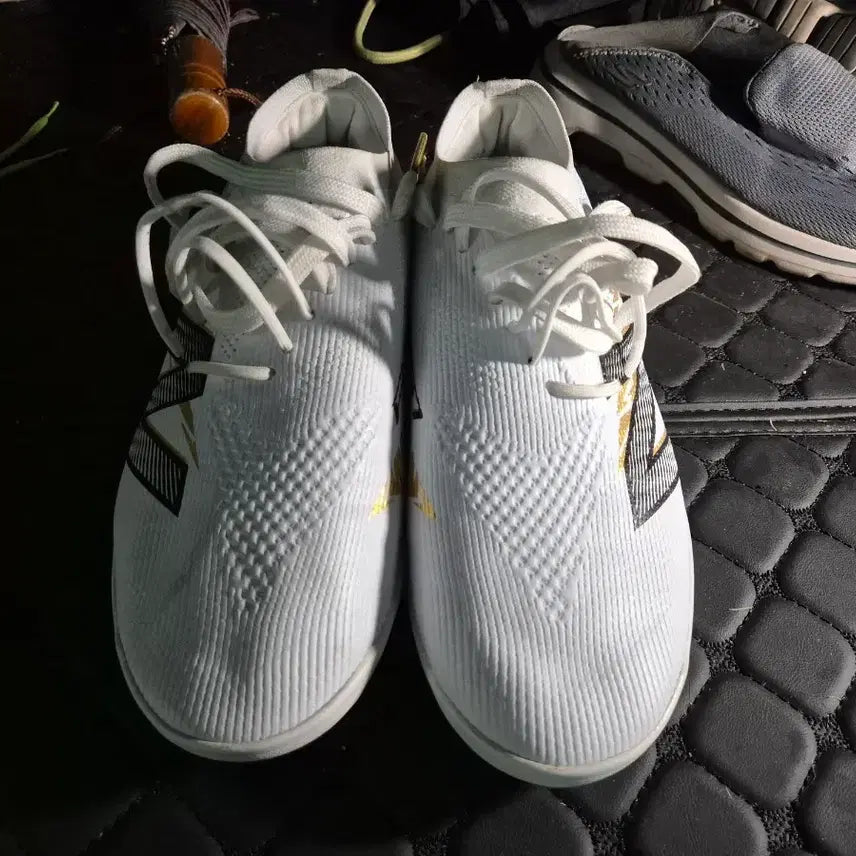 [BUNJANG] New Balance V8 Elite TF Futsal Shoes / (260mm, 발볼 D) 뉴발란스 V8 엘리트 TF