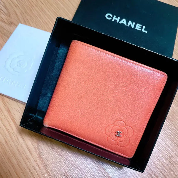 [BUNJANG] Chanel Camellia Bi-Fold Wallet Orange Coral / [샤넬] 까멜리아 반지갑 오렌지 코럴