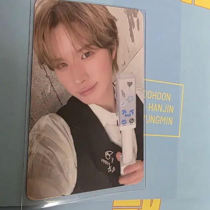 [BUNJANG] TWS Kyungmin Concert Zone 42 Photocard / 투어스 경민 콘서트 42존 포카