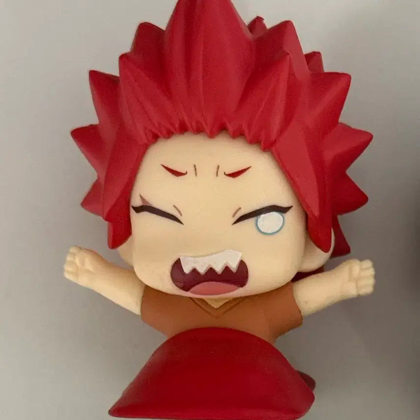[BUNJANG] My Hero Academia Kirishima Eijiro Onemutan Gacha Figure / 히로아카 나히아 키리시마 오네무탄 가챠 양도 나의히어로아카데미아
