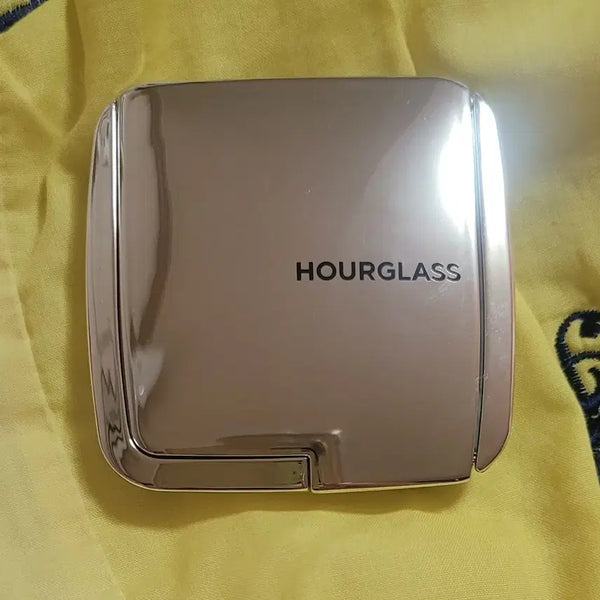[BUNJANG] Hourglass Highlighter (Incandescent Shade) / 아워글래스 하이라이터