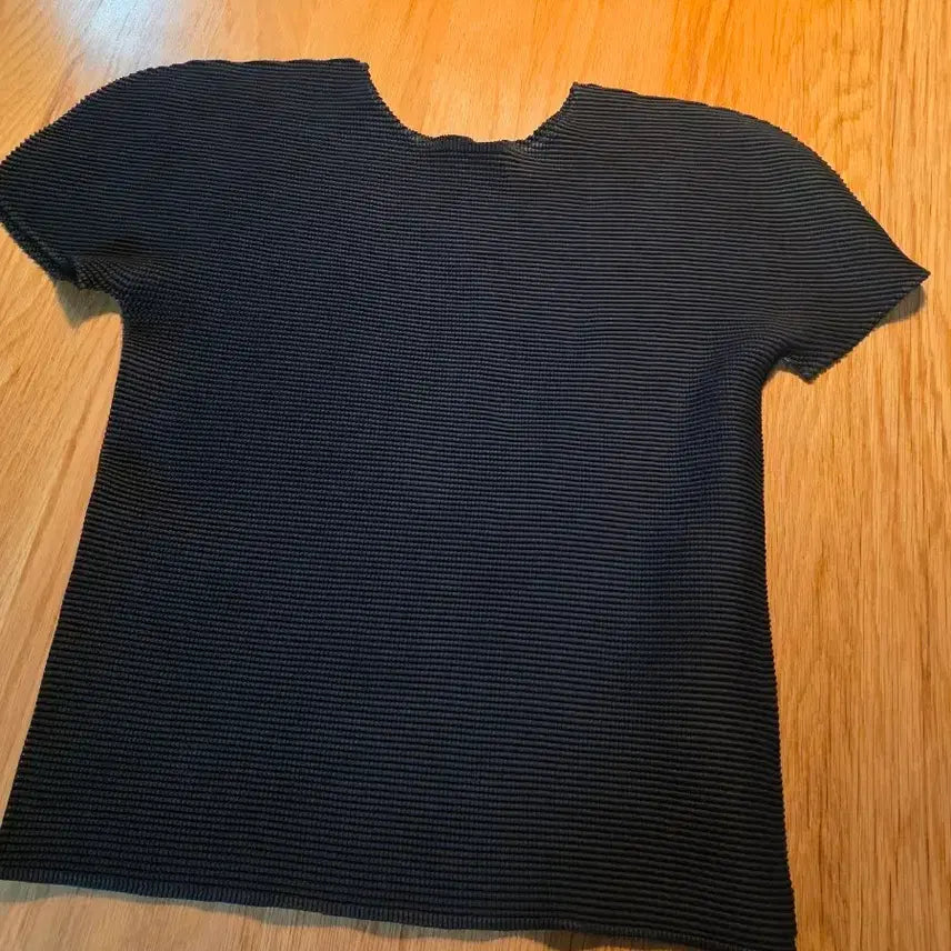 [BUNJANG] Pleats Please Issey Miyake Mi Stretch Short Sleeve T-Shirt / 플리츠플리즈 이세이미야케 미 스트레치 반팔
