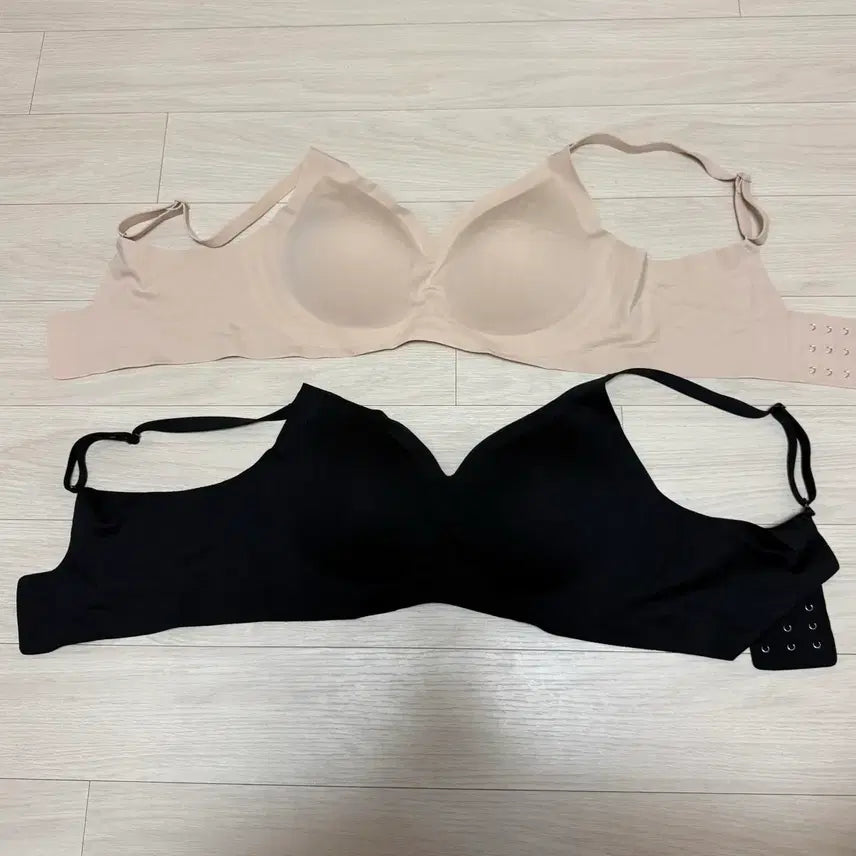 [BUNJANG] EBLIN Seamless Bra 2-Pack (75B) - New / (새상품) 에블린(EBLIN) 심리스 브라 2개(75B) 일괄 판매합니다