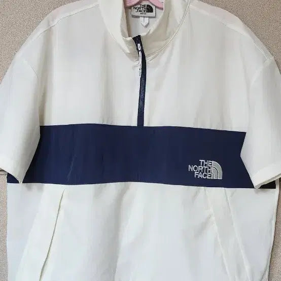 [BUNJANG] The North Face White Label Anorak Short Sleeve T-Shirt Size 90 (W/M) / 노스페이스 화이트 라벨 아노락 반팔  90(W/M)