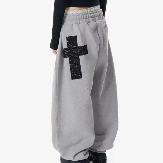 [BUNJANG] Akam Training Pants Lace Cross / 아캄 트레이닝 바지 레이스 크로스