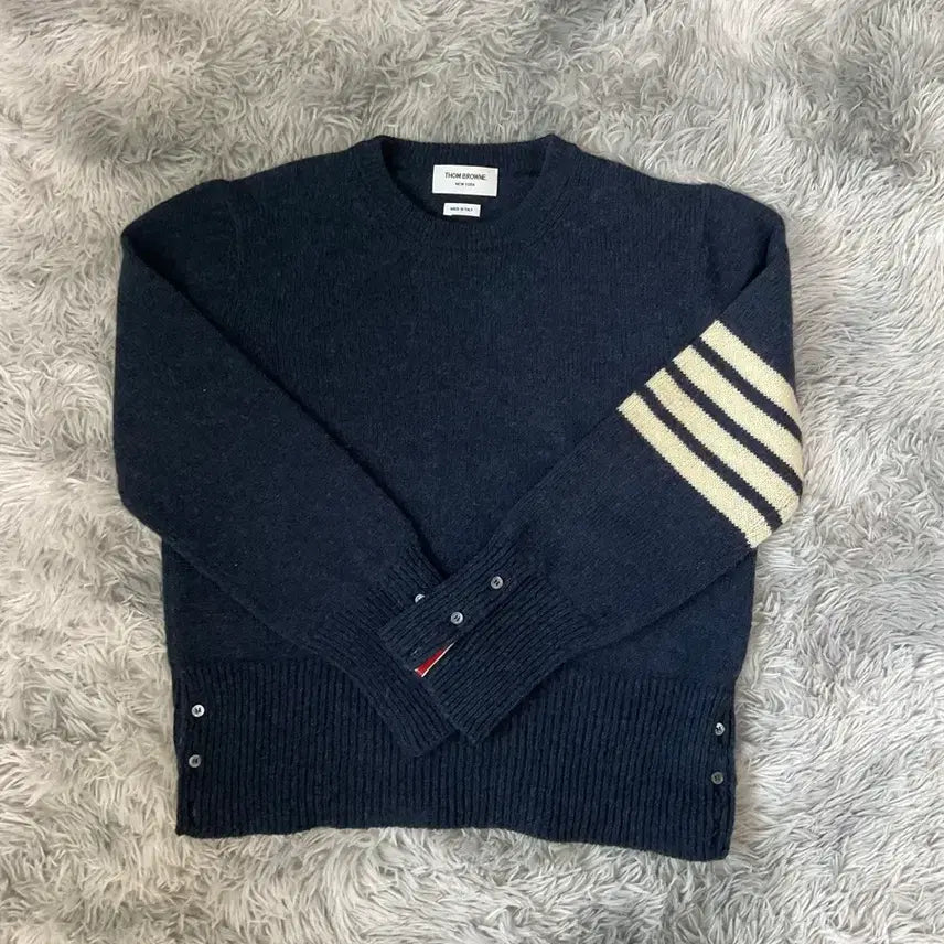 [BUNJANG] Thom Browne Striped Armband Shetland Navy Knit Size 4 / [S급 / 4사이즈] 톰브라운 사선완장 셰틀랜드 네이비 니트