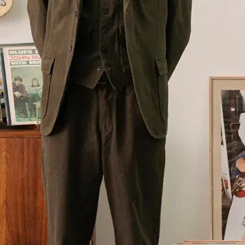 [BUNJANG] Boogiholiday Olive Green Moleskin Setup Jacket and Pants / 부기홀리데이 올리브 그린 몰스킨 셋업