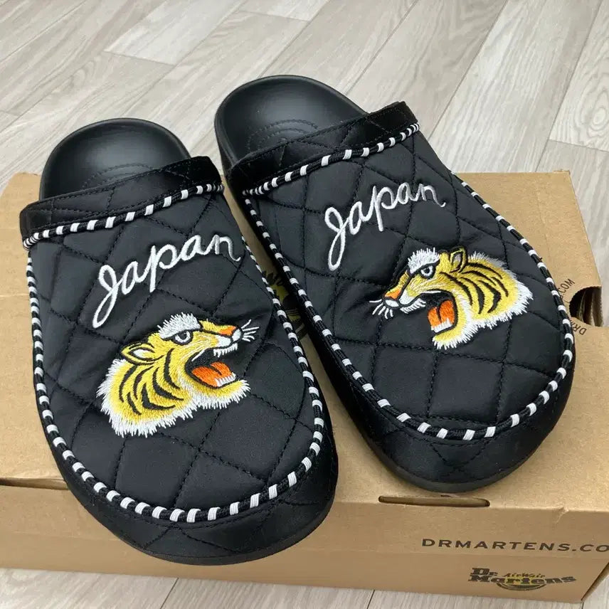 [BUNJANG] BEAMS x Crocs Classic Clogs / 빔즈 X 크록스 판매합니다