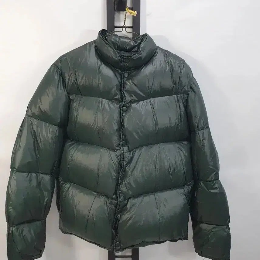 [BUNJANG] TIME Short Puffer Goose Down Jacket Green / 타임 숏패딩 푸퍼 구스다운 자켓 그린 100