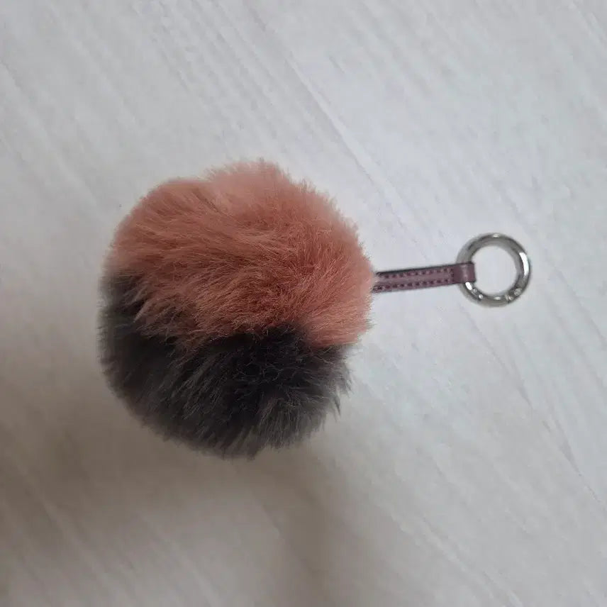 [BUNJANG] Pom Pom Keyring Pink/Grey / 폼폼이 키링 핑크/그레이