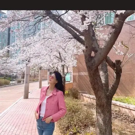 [BUNJANG] Esselia Signature Tweed Jacket Pink / 핑크 트위드 자켓 모델 정수민착용