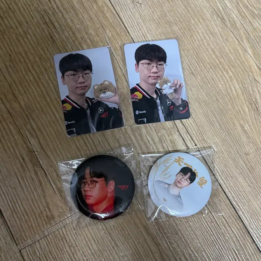 [BUNJANG] T1 Doran Photocard Bundle Set / 티원 도란 포토카드 포카(파우치, 인형) 뱃지 doran