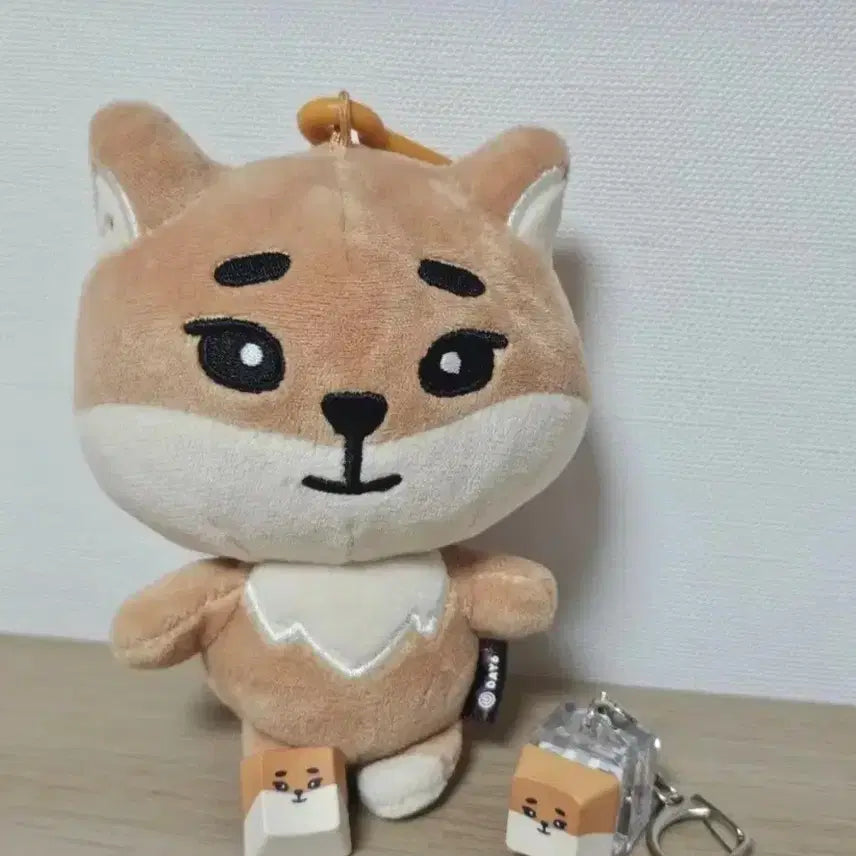 [BUNJANG] Day6 Young K Denimals Keycap Keychain / 데니멀즈 케 키캡 키링 데이식스 영케이