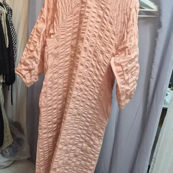 [BUNJANG] Embossed Texture Peach Pink Long Dress / 엠보 텍스처 피치핑크 롱 원피스