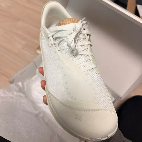[BUNJANG] On Running Cloudboom Echo 2 White / 온 러닝 파프 클라우드붐 볼트 화이트 290