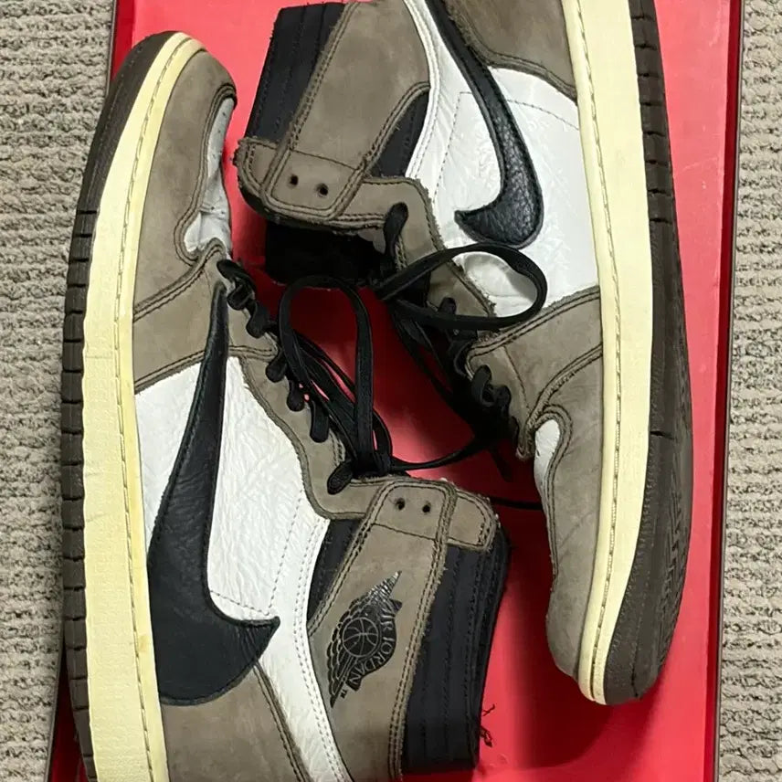[BUNJANG] Nike Jordan 1 Scott OG / 급처)285) 나이키 조던1 스캇 og