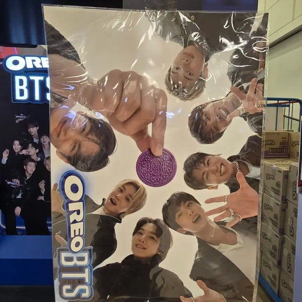 [BUNJANG] BTS Oreo Poster + Sticker Set (Sealed) / (미개봉) 방탄소년단 오레오 포스터+스티커세트