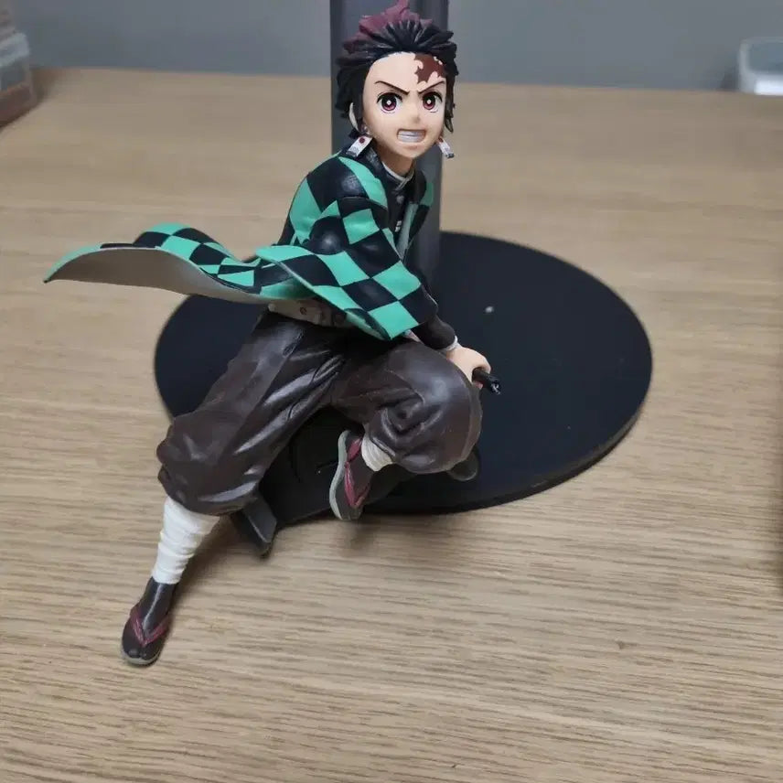 [BUNJANG] Demon Slayer Tanjiro Figure / 귀멸의 칼날  탄지로 피규어