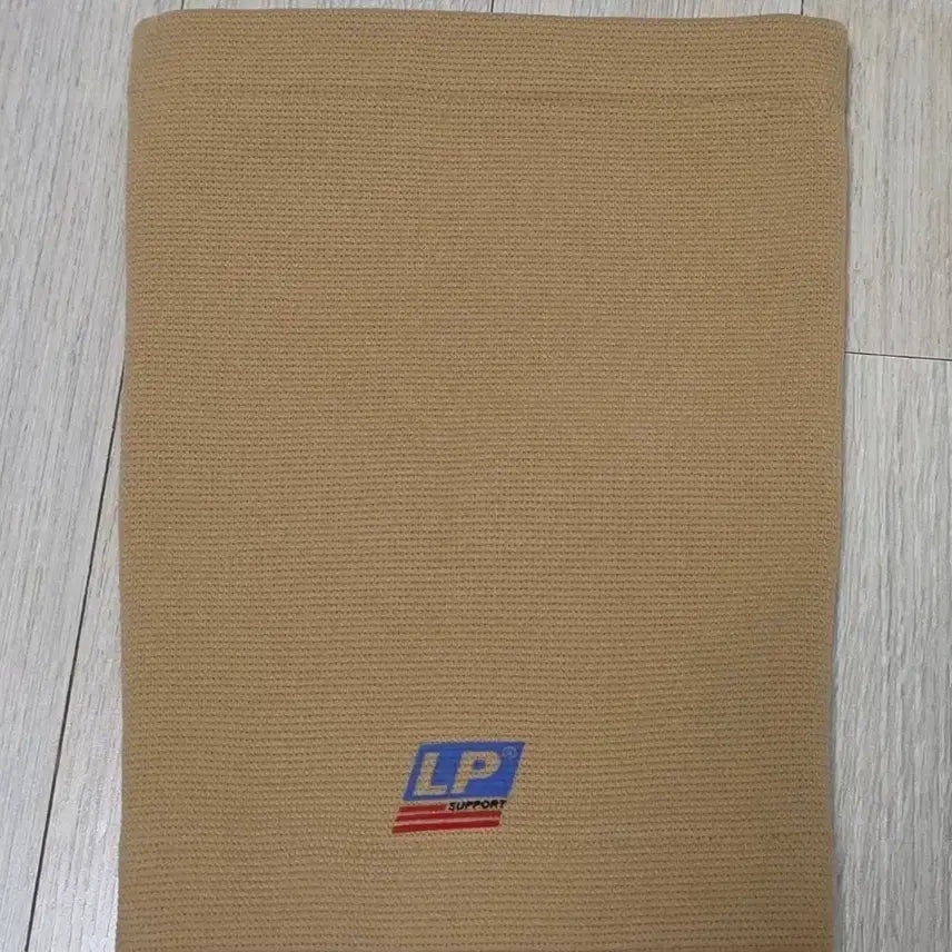 [BUNJANG] LP Thigh Guard Compression Band (Size S) / LP 허벅지보호대 허벅지압박밴드 (S사이즈)