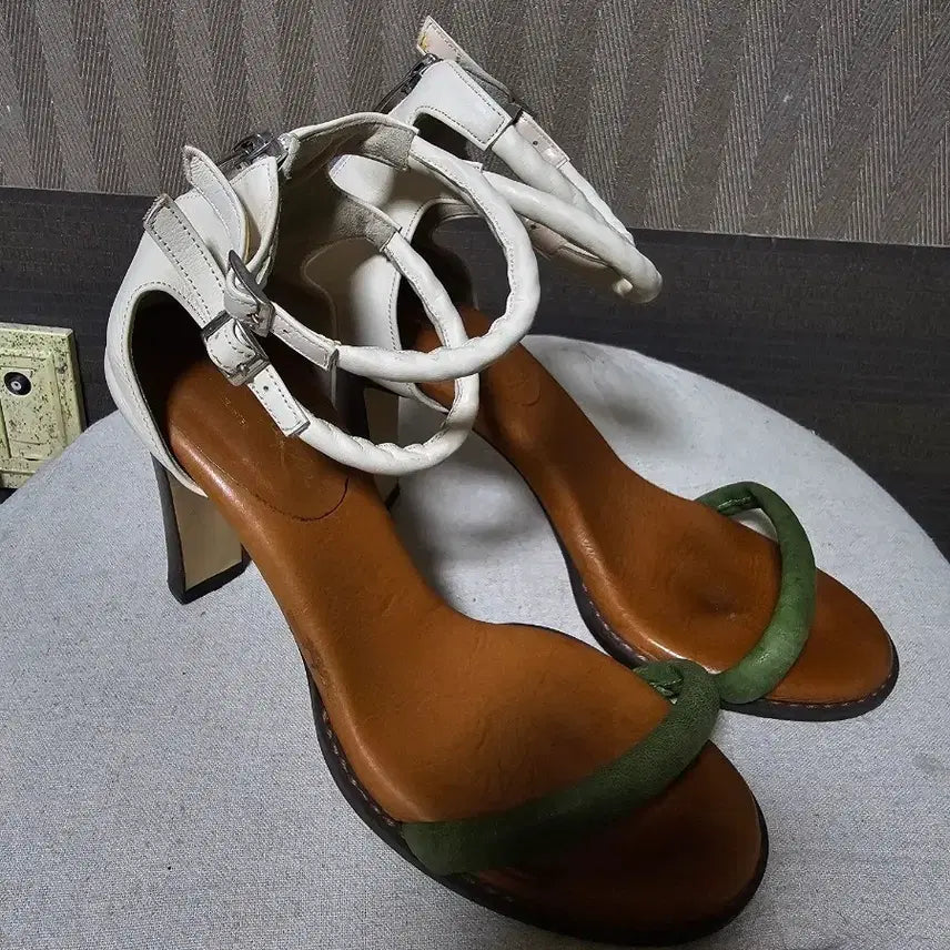 [BUNJANG] Chaussea Lapin Hand-crafted Leather Sandals (235mm) / 쇼쉬르라팜 핸드크래프트 샌들 235mm