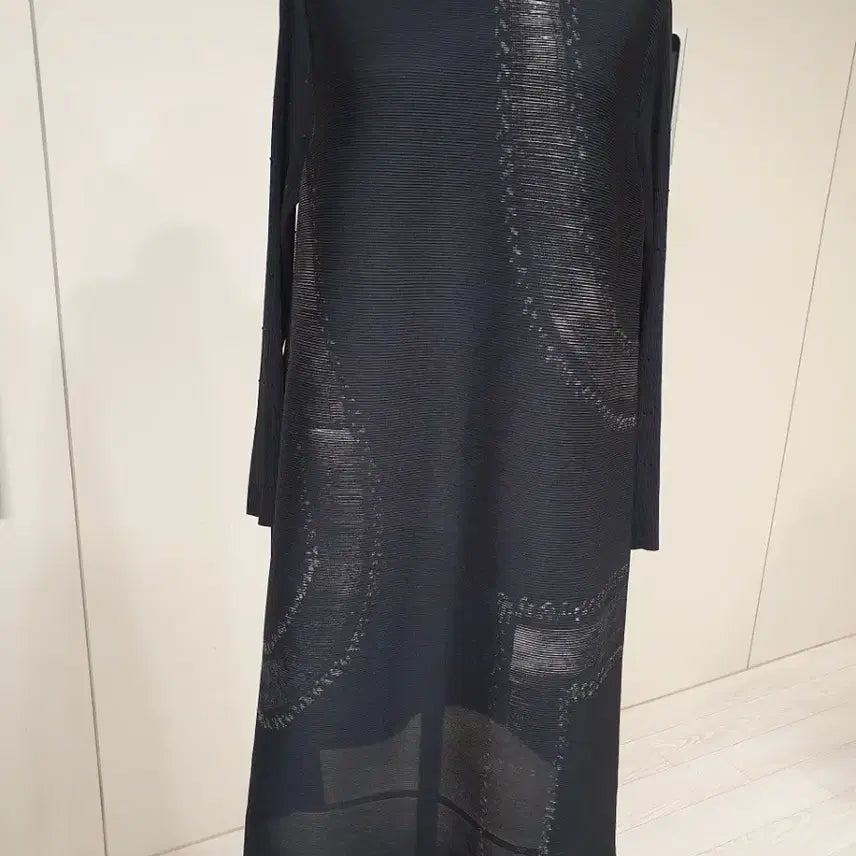 [BUNJANG] Black Mesh Contrast Pleated Midi Dress / 블랙 메쉬 배색 플리츠 원피스