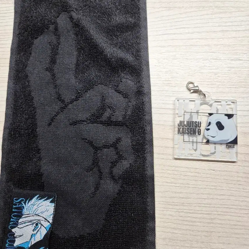 [BUNJANG] Jujutsu Kaisen Gojo Tawl and Panda Acrylic Keyring / 주술회전 하위상 고죠타월, 판다 아크릴 키링(급처)