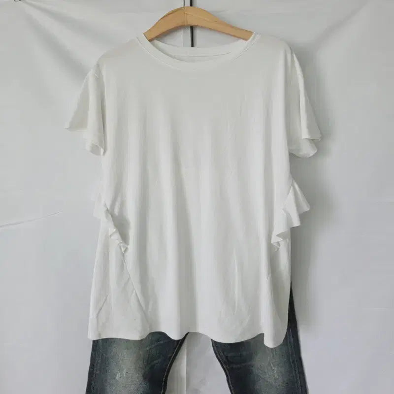 [BUNJANG] White Flowy Frill T-Shirt (Free Size) / 화이트 찰랑 프릴 티셔츠 F
