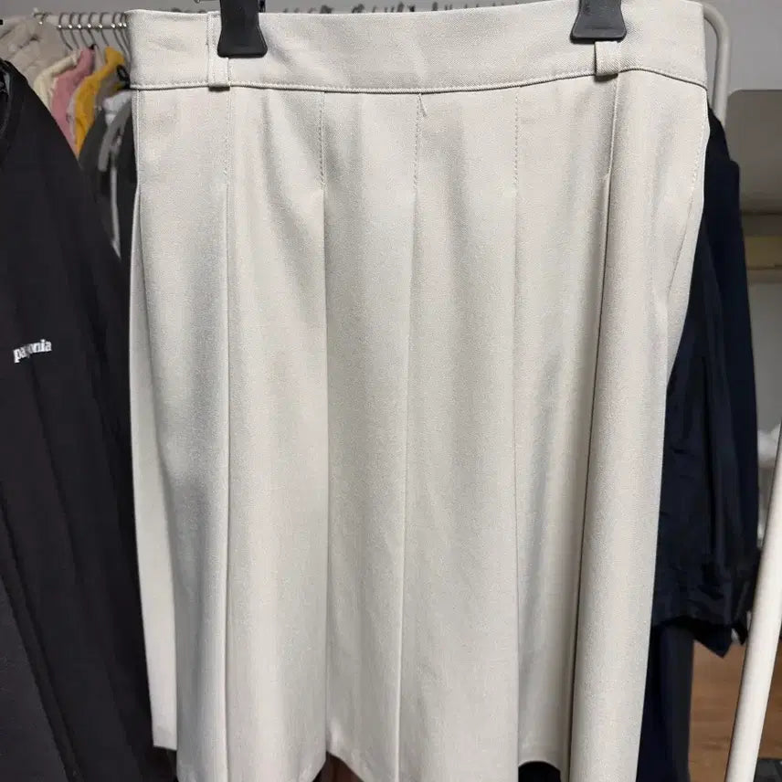 [BUNJANG] Pleated Skirt / 플리츠 스커트