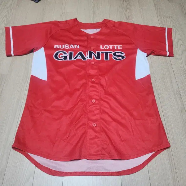 [BUNJANG] Lotte Giants Retired Number 10 Lee Dae-ho Jersey Size 105 / 3. 롯데자이언츠 영구결번 10번 이대호 유니폼 사이즈 105