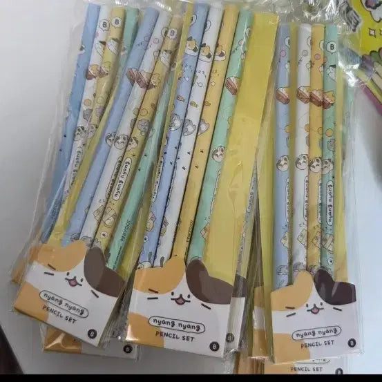 [BUNJANG] NyaNya Pencil Set (17 Sets) / 냥냥 연필 세트 17세트
