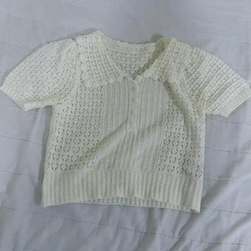 [BUNJANG] VAN AKE Ivory Lace Collar Knit / VAN AKE 아이보리 레이스 카라 니트