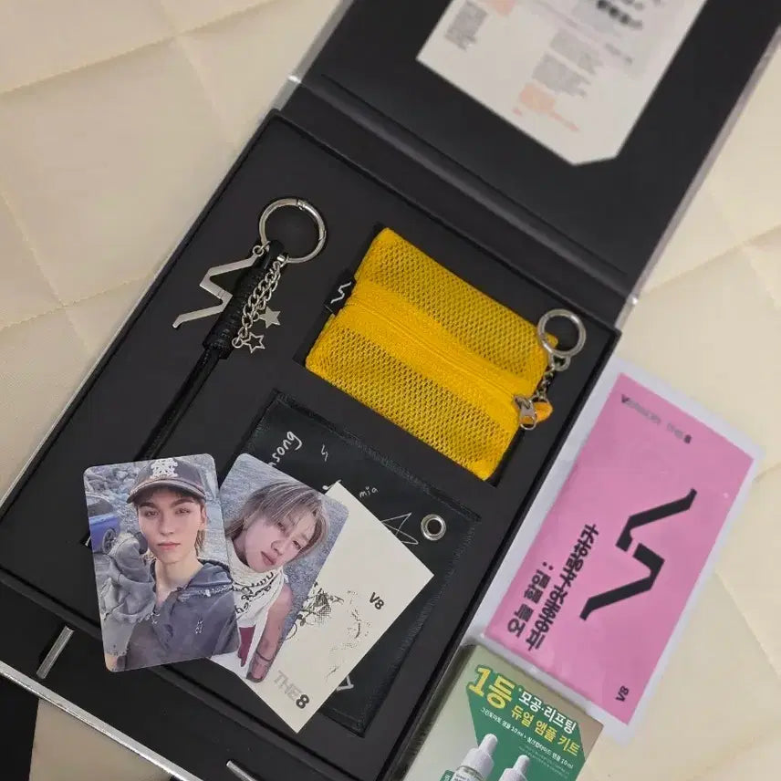[BUNJANG] SEVENTEEN Vernon The8 Studio Photocard / v8 버논 디에잇 공방 키트 공방 포카 양도