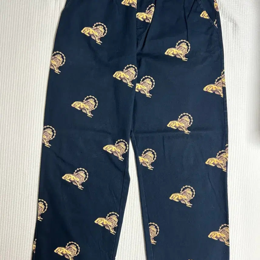 [BUNJANG] WEcanders Lion Pants XL / 위캔더스 사자바지 XL