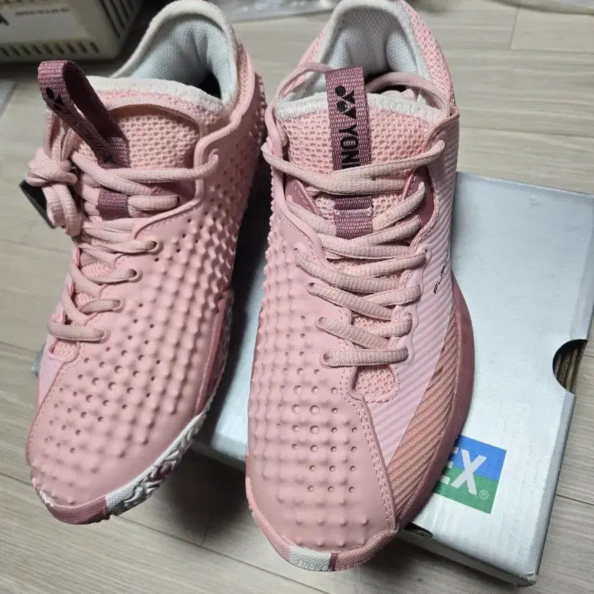 [BUNJANG] Yonex Women's Badminton Shoes Size 245 / 요넥스 여성 배드민턴화 245사이즈