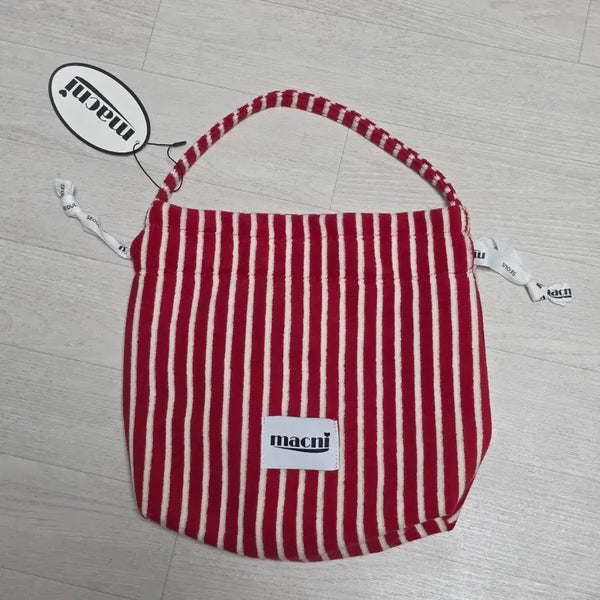 [BUNJANG] Markny Faux Leather String Pouch Bag / 마크니 스트링 파우치백 (새상품) 여름 가방