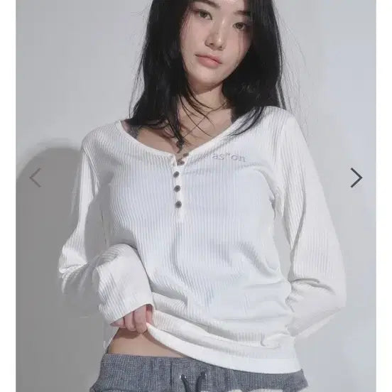 [BUNJANG] Azon T-Shirt / 애즈온
