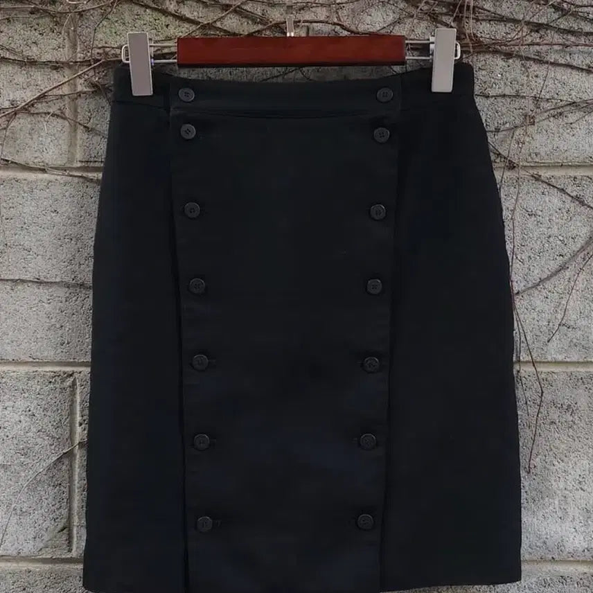[BUNJANG] Burberry London Black Skirt / (구함글) 버버리 런던 블랙 스커트