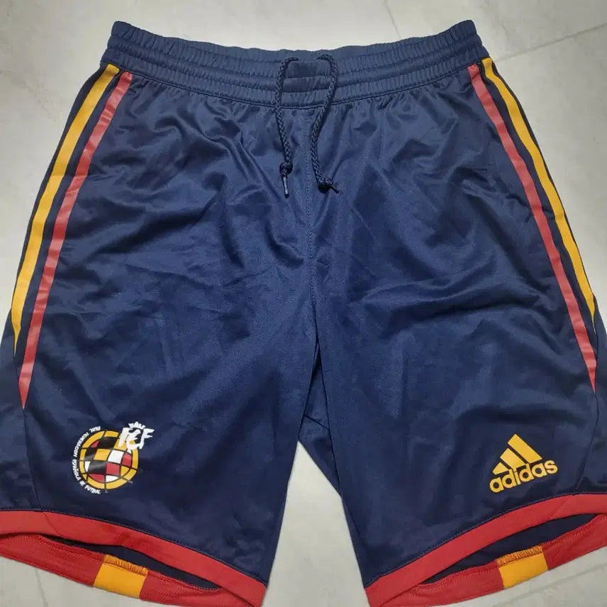 [BUNJANG] Spain National Team 2010-2011 Player Issue Football Shorts / 10-11 스페인 국대 지급용 반바지 축구 쇼츠 유니폼