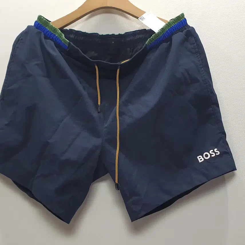 [BUNJANG] Hugo Boss Swim Shorts Size M / 휴고보스 스윔팬츠 M사이즈 (허리32~34인치 총장37cm 정도)