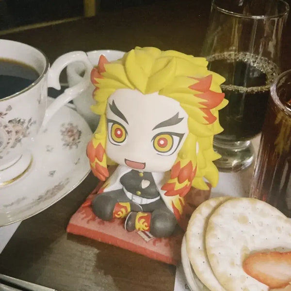 [BUNJANG] Demon Slayer Kyojuro Rengoku Look Up Figure / 귀멸의칼날 렌고쿠 룩업 피규어