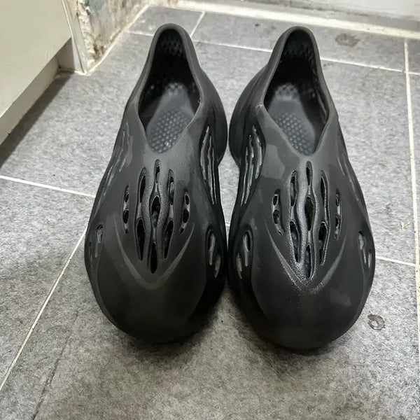 [BUNJANG] Yeezy Foam Runner Onyx / [275] 이지 폼러너 오닉스