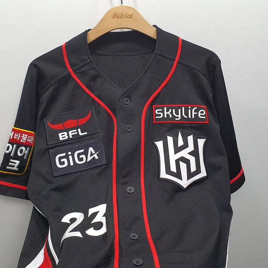 [BUNJANG] KT Wiz Kang Seung-heon Baseball Jersey (Size 100) / 위팬 수원KT위즈 강승훈 유니폼 100정도 (가로58 세로84)