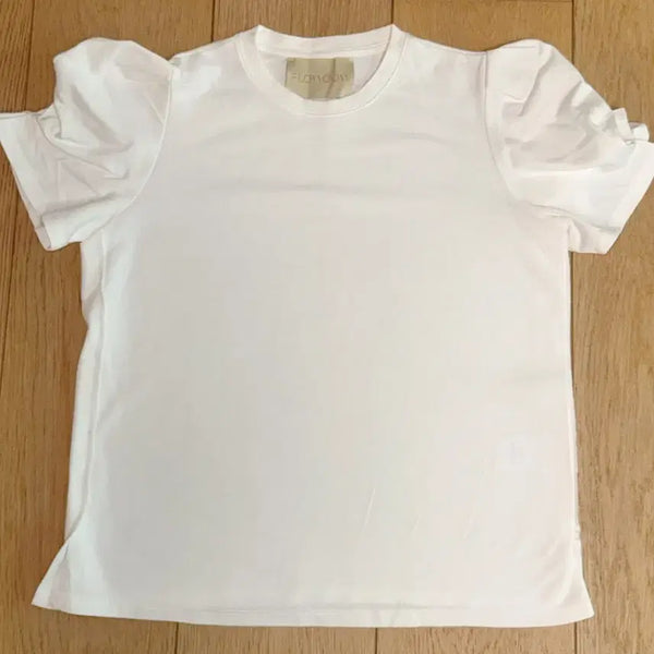 [BUNJANG] Floeum Blooming T-shirt Ivory (White) / 플로움 Blooming T-shirt 아이보리 (화이트)