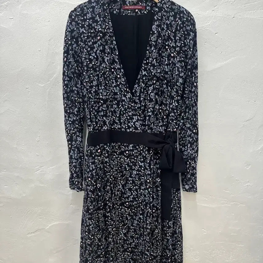 [BUNJANG] Comptoire des Cotonniers Women's Black Pattern Wrap Dress - 100% Rayon, Long Sleeve / 꽁뚜아르데꼬또니에 여 원피스 블랙패턴/랩원피스/인견100%/긴팔 44-5