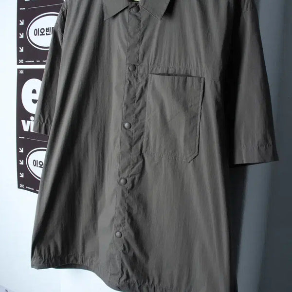 [BUNJANG] Mind Bridge Plain Nylon Button Short-Sleeve Shirt Khaki / (L) 마인드브릿지 반팔셔츠 남방 카키 무지 나일론 버튼-H34524