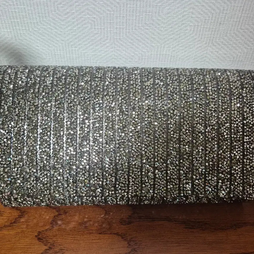 [BUNJANG] Embellished Clutch Bag / 드레스 클러치백
