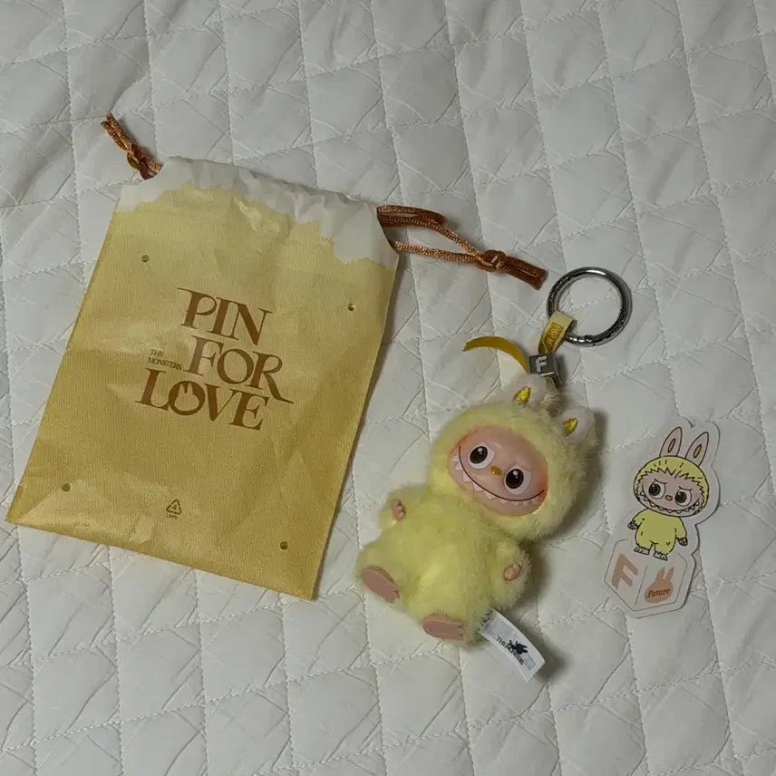 [BUNJANG] POP MART Labubu Alphabet Keychain F / 팝마트 미니 라부부 알파벳 키링 F