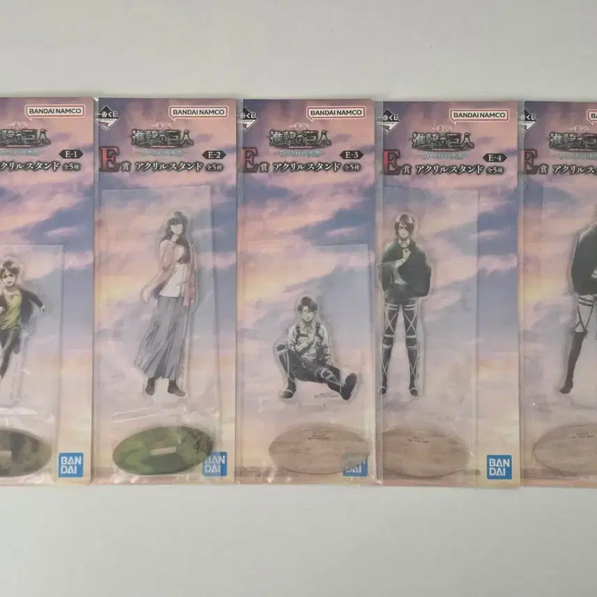 [BUNJANG] Attack on Titan Ichiban Kuji Prize E Acrylic Stand Set / (전5종) 진격의거인 제일복권 E상 아크릴스탠드 일괄판매
