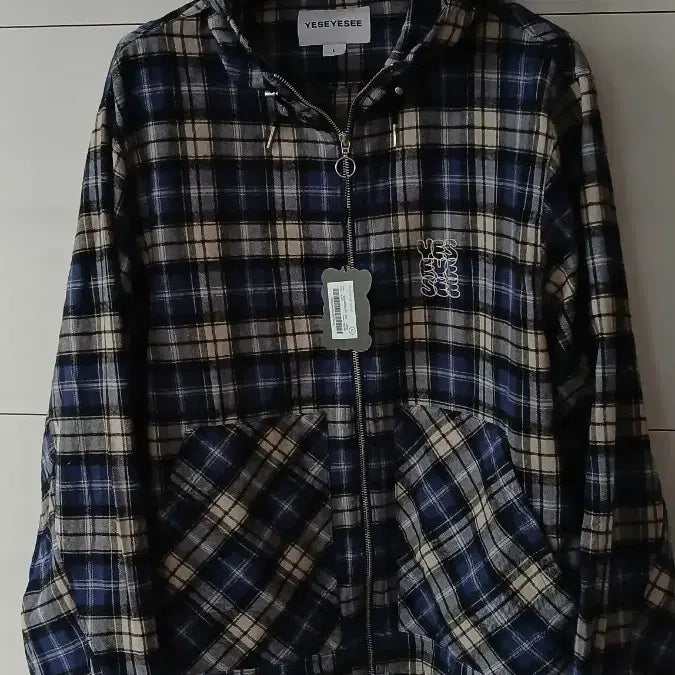 [BUNJANG] YESEYESEE Checkered Zip-Up Hoodie L Size / YESEYESEE 체크 남방 집엎후드 L사이즈 새상품