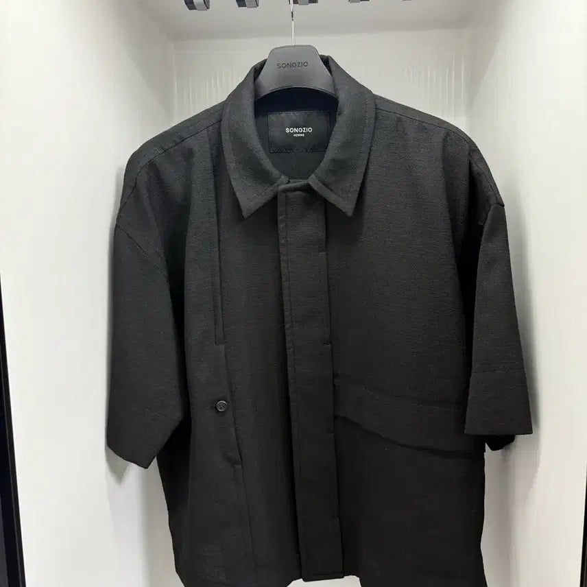 [BUNJANG] Songzio Homme 26SS Signature Cropped Half Jumper / 송지오옴므 26SS 시그니처 크롭 하프 점퍼 - 48